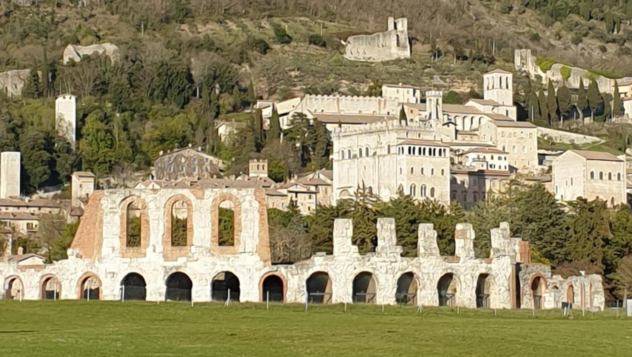 Appartamento A Casa di Cristina Gubbio Esterno foto